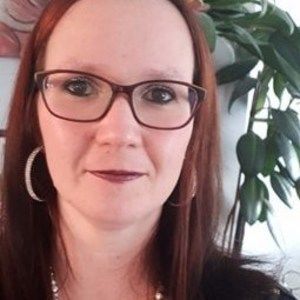 Meet your Posher, Annie